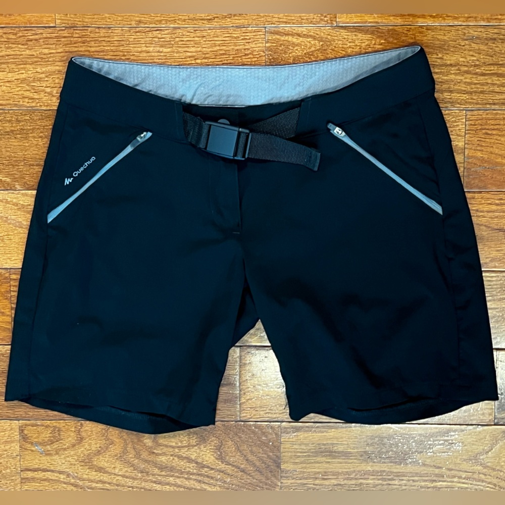 Decathlon Quechua M100 Black Hiking Shorts Women’s XS Preowned Great Condition